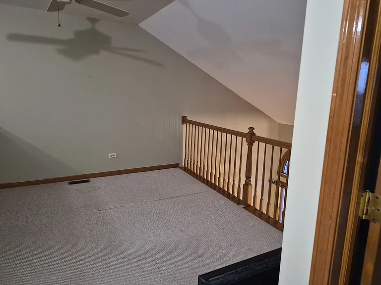 405 S Wenbriar Sq — Photo 13