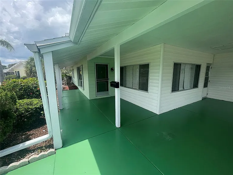 701 Cypress Pl — Photo 4
