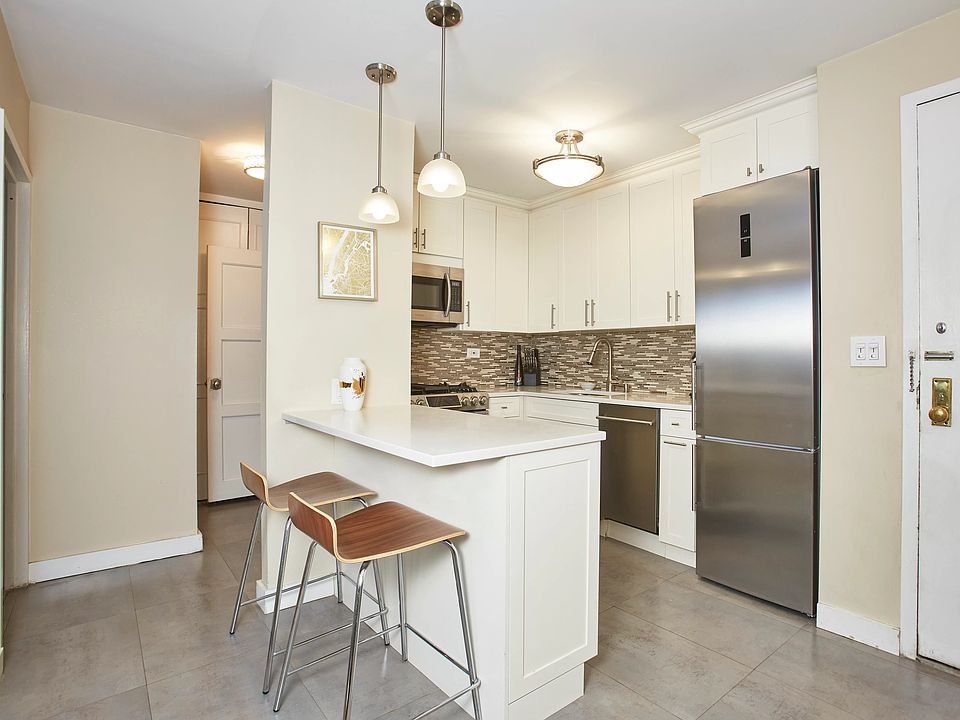 1st image of 130 W 67th St APT 2C