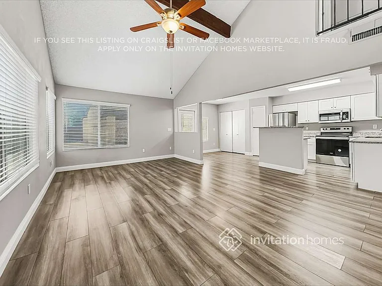 1535 N Horne #111 — Photo 6