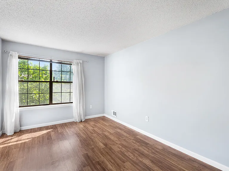 189 Irving Pl #189 — Photo 14
