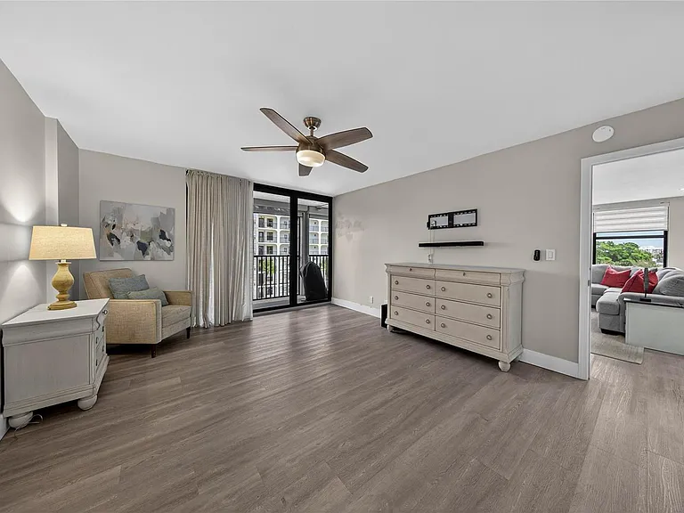 1629 Riverview Rd #521 — Photo 7