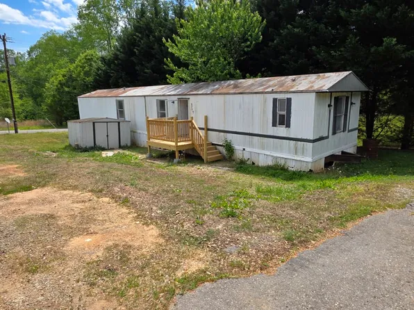 8364 Cedar St, Connelly Springs, NC