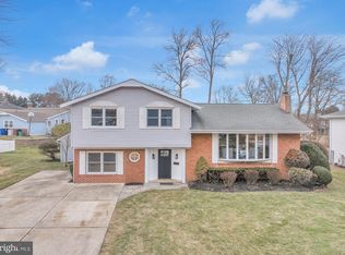 122 Leeds Rd, Mount Laurel, NJ 08054