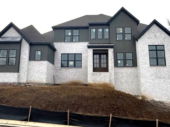 5721 Nola Dr, Arrington, TN 37014