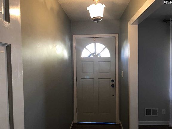 2nd image of 507 Zanark Dr