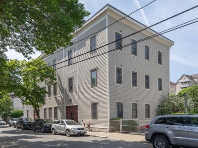 74 Gilman St APT 4, Somerville, MA, 02145