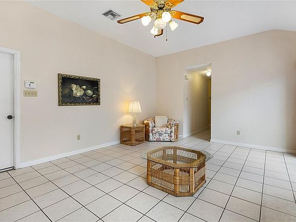 4th image of 3629 Timber Wolf Ln