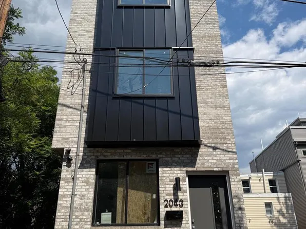 2043 N Orkney St, Philadelphia, PA 19122