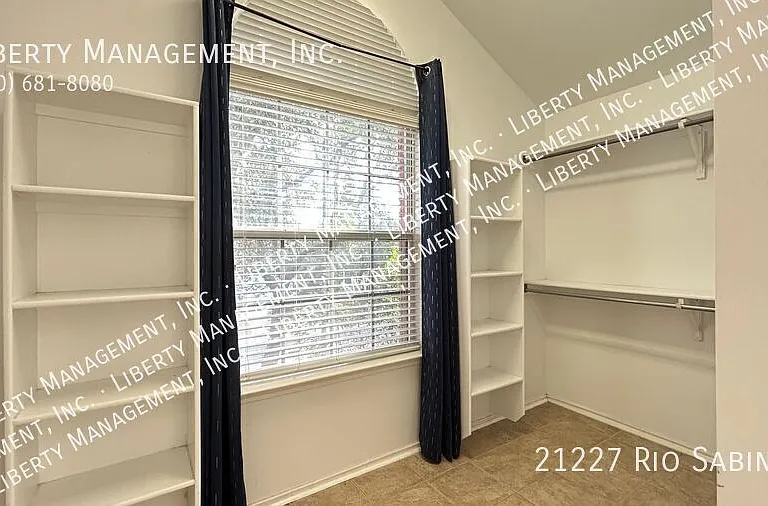 21227 Rio Sabinal — Photo 33