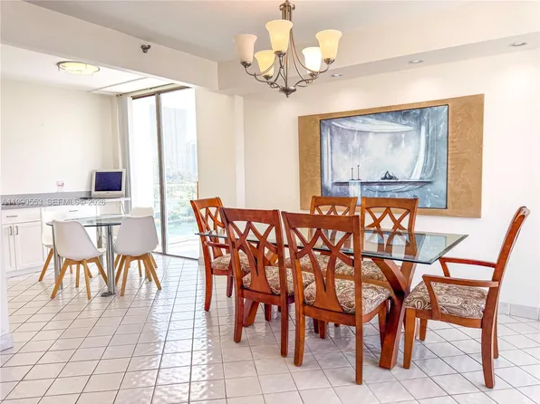 19707 Turnberry Way APT 9D, Aventura, FL 33180