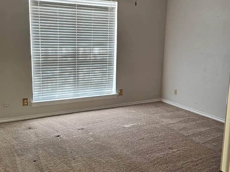 9001 Hunters Glen Trl — Photo 14