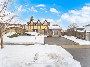 506 Petticoat Ln, Pickering, ON L1W3J1