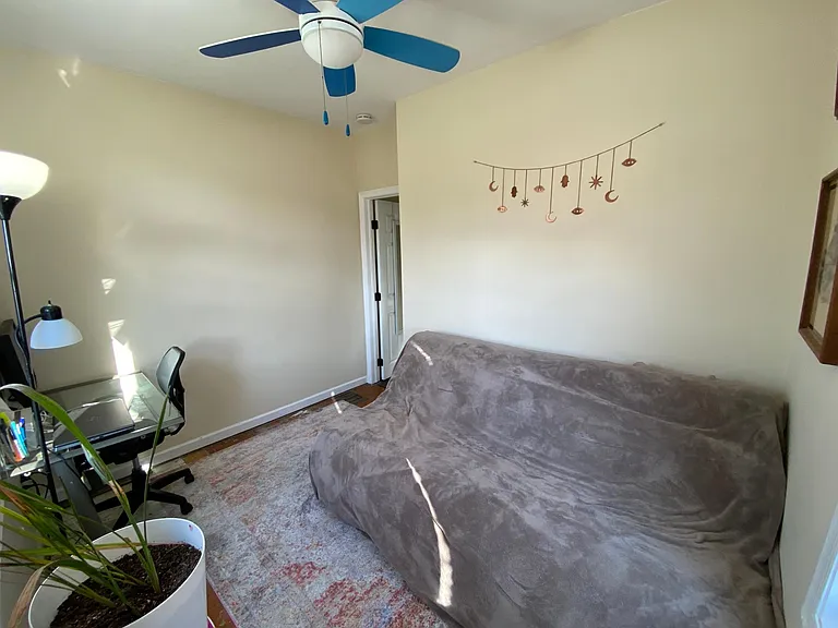 471 Markle St — Photo 21