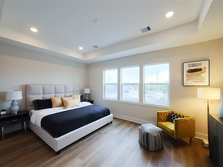 1806 Line St — Photo 14