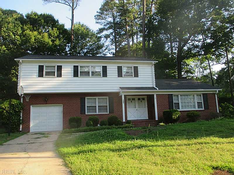 1st image of 127 Burnham Pl
