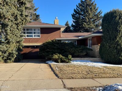 1019 N 28th St, Bismarck, ND, 58501