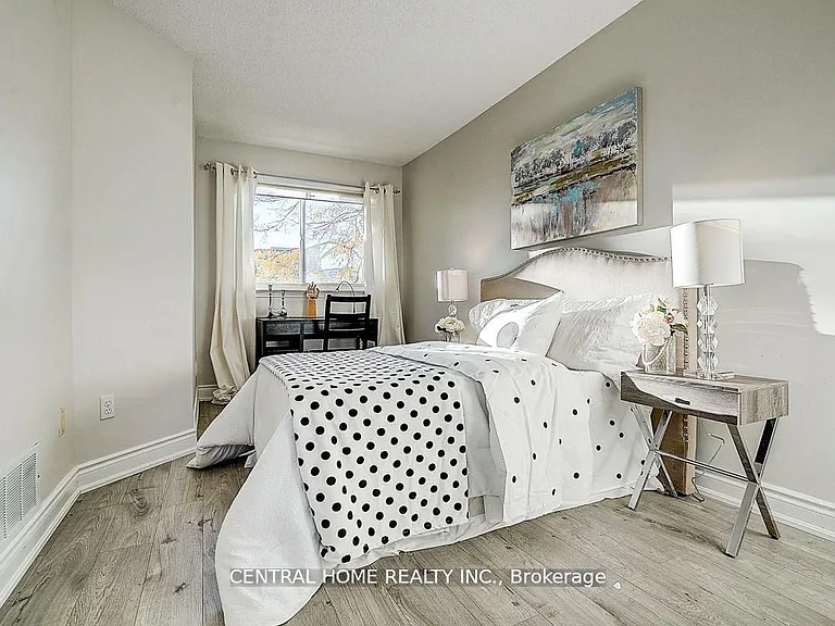 988 Sheppard Ave W #11 — Photo 24
