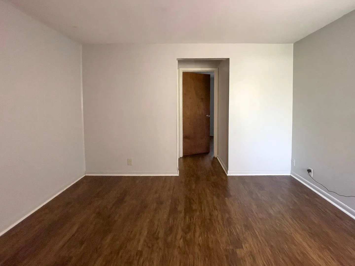 Sandalwood Apartments — Photo 3