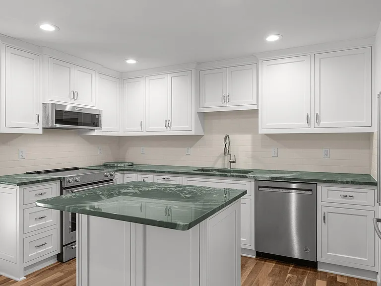 2936 SE Clay St — Photo 5