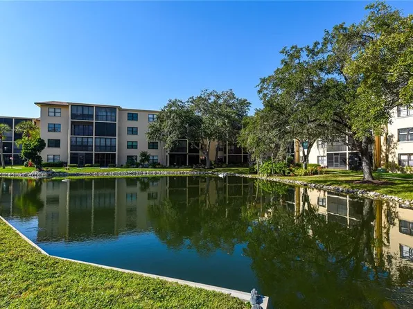 625 30th Ave W APT G107, Bradenton, FL 34205