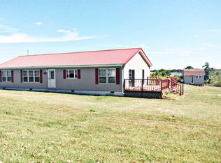 12 Kalb Ln, Brooksville, KY 41004