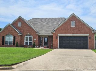 813 Franklin Dr, Ardmore, OK 73401