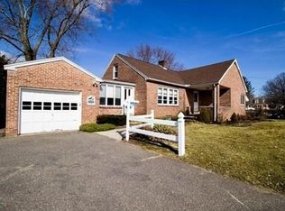 878 Springfield St, Feeding Hills, MA 01030