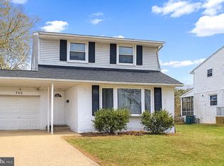 742 W Birchtree Ln, Claymont, DE 19703