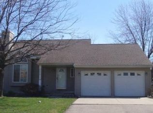 3214 Luce Rd, Flushing, MI 48433