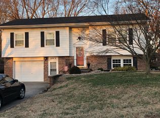 203 Evergreen Dr, Anna, IL 62906