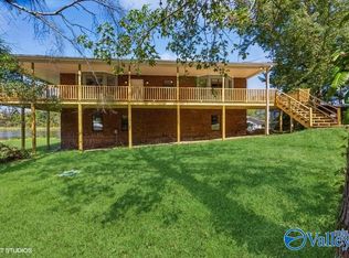 1528 Sibert Dr, Gadsden, AL 35905