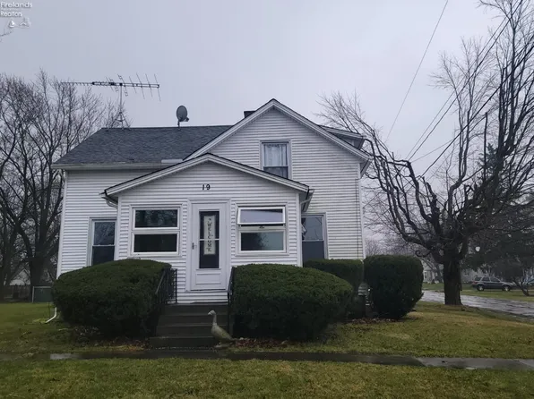 19 Abbott St, Wakeman, OH 44889