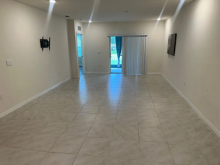 20043 Royal Tern Ct — Photo 6