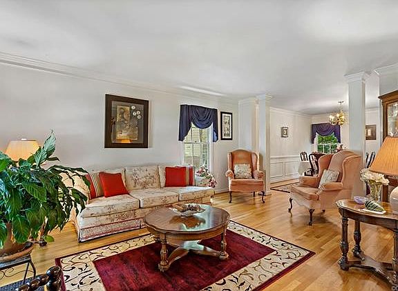 5th image of 14002 Twin Cedars Ct