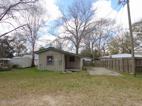 1787 Florida St, Alford, FL 32420