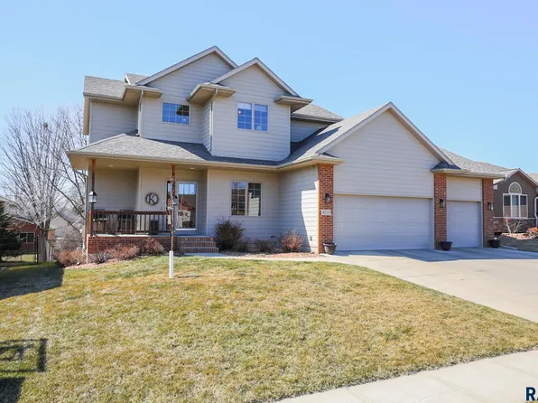 4013 S Tuscany Ct, Sioux Falls, SD 57103