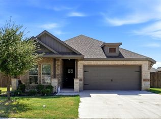 952 Sam St, Springtown, TX 76082