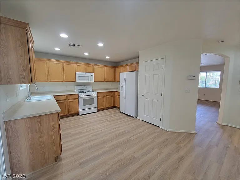 3813 Bayamon St #0 — Photo 4