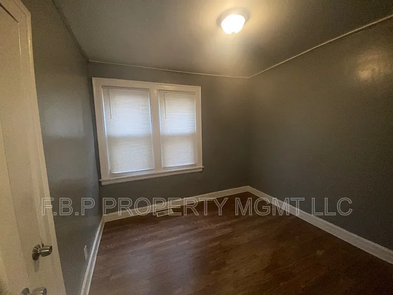 3831 Waverly St #1 — Photo 7