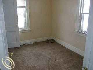 3rd image of 20 Englewood Ave