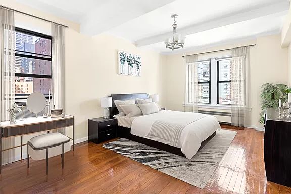 4th image of 319 E 50th St APT 12K