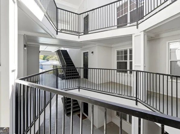 1150 Collier Rd NW #4C, Atlanta, GA 30318