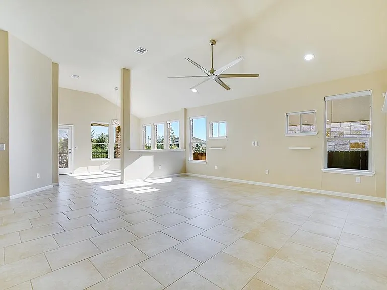16208 Cantania Cv — Photo 9