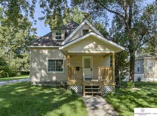 5814 Florence Blvd, Omaha, NE 68110