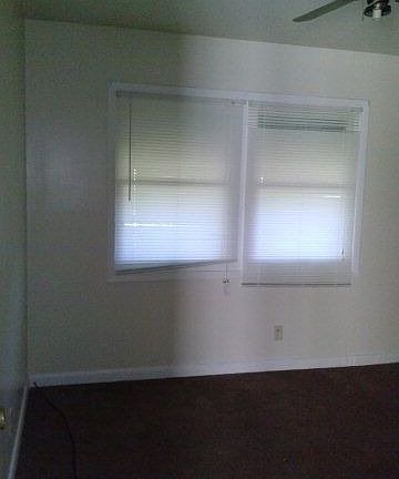 3rd image of 4446 Ashland Dr