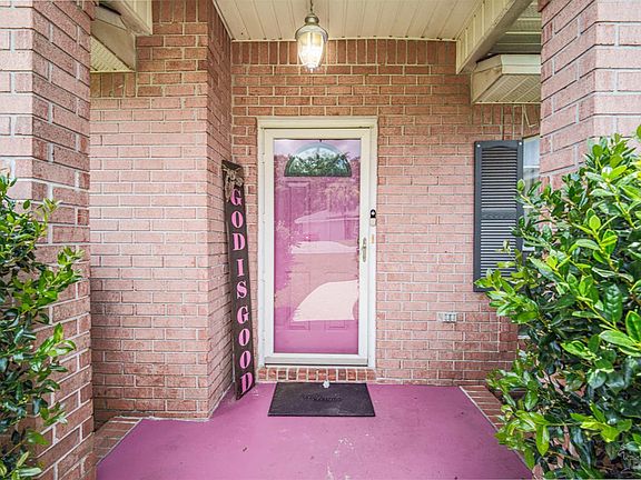 2nd image of 8257 Groveland Ave