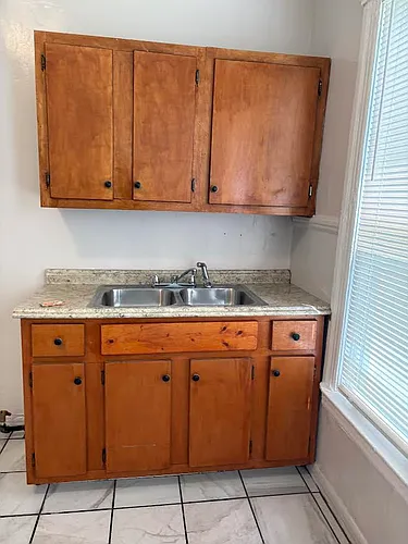 2243 Canton St #1 Photo 1