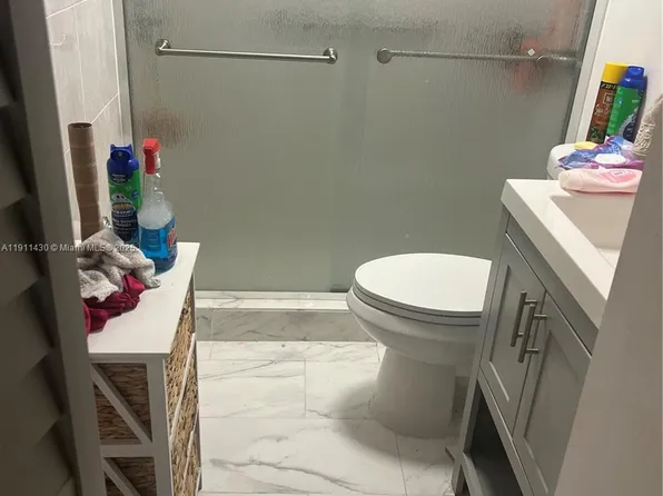 8420 NW 33rd Ave, Miami, FL 33147