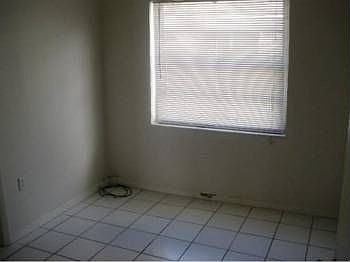 5th image of 1985 Bay Dr APT 25